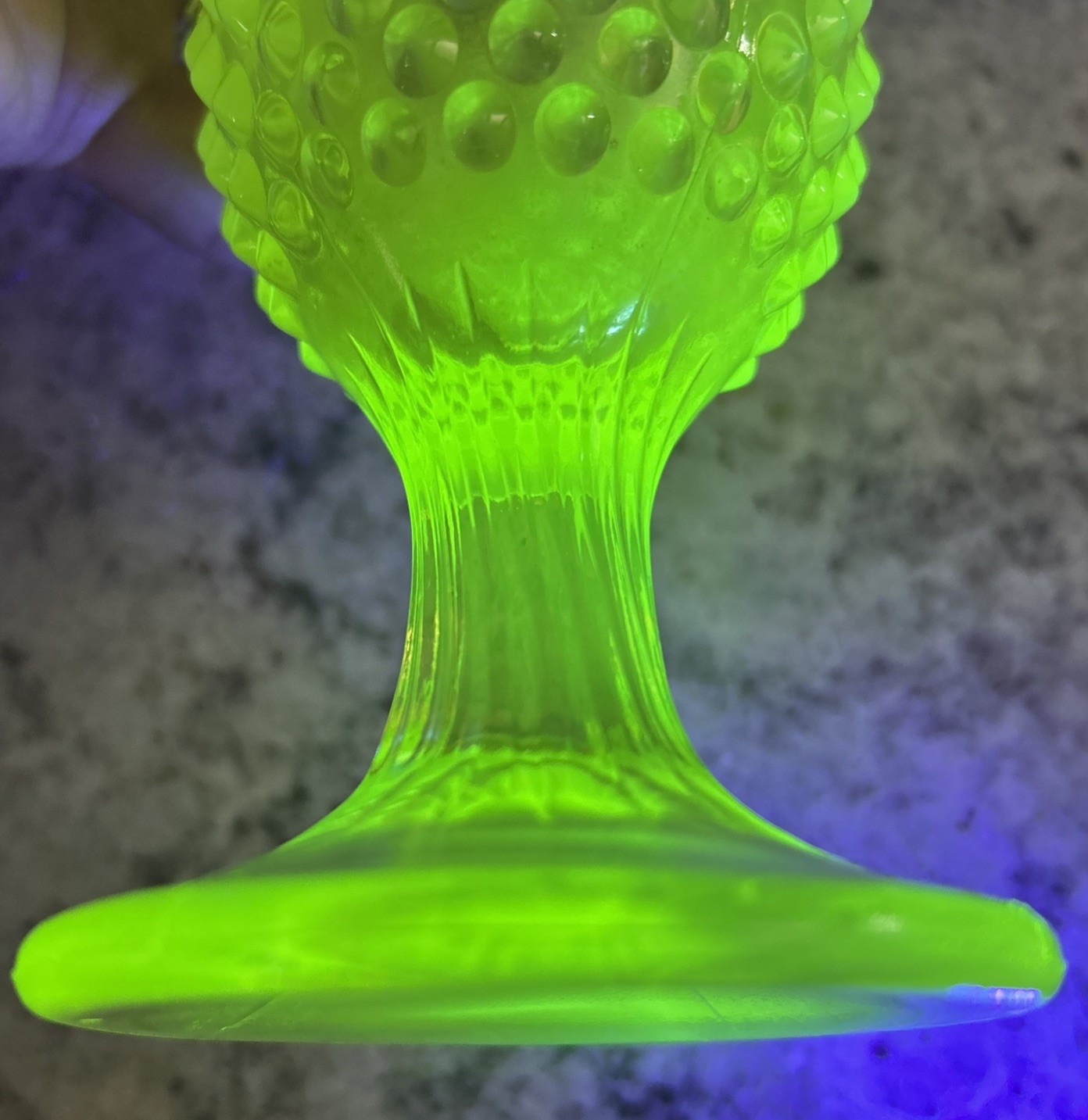 Beautiful Fenton Art Glass Uranium Green Opalescent Hobnail Swung Vase 13”-H