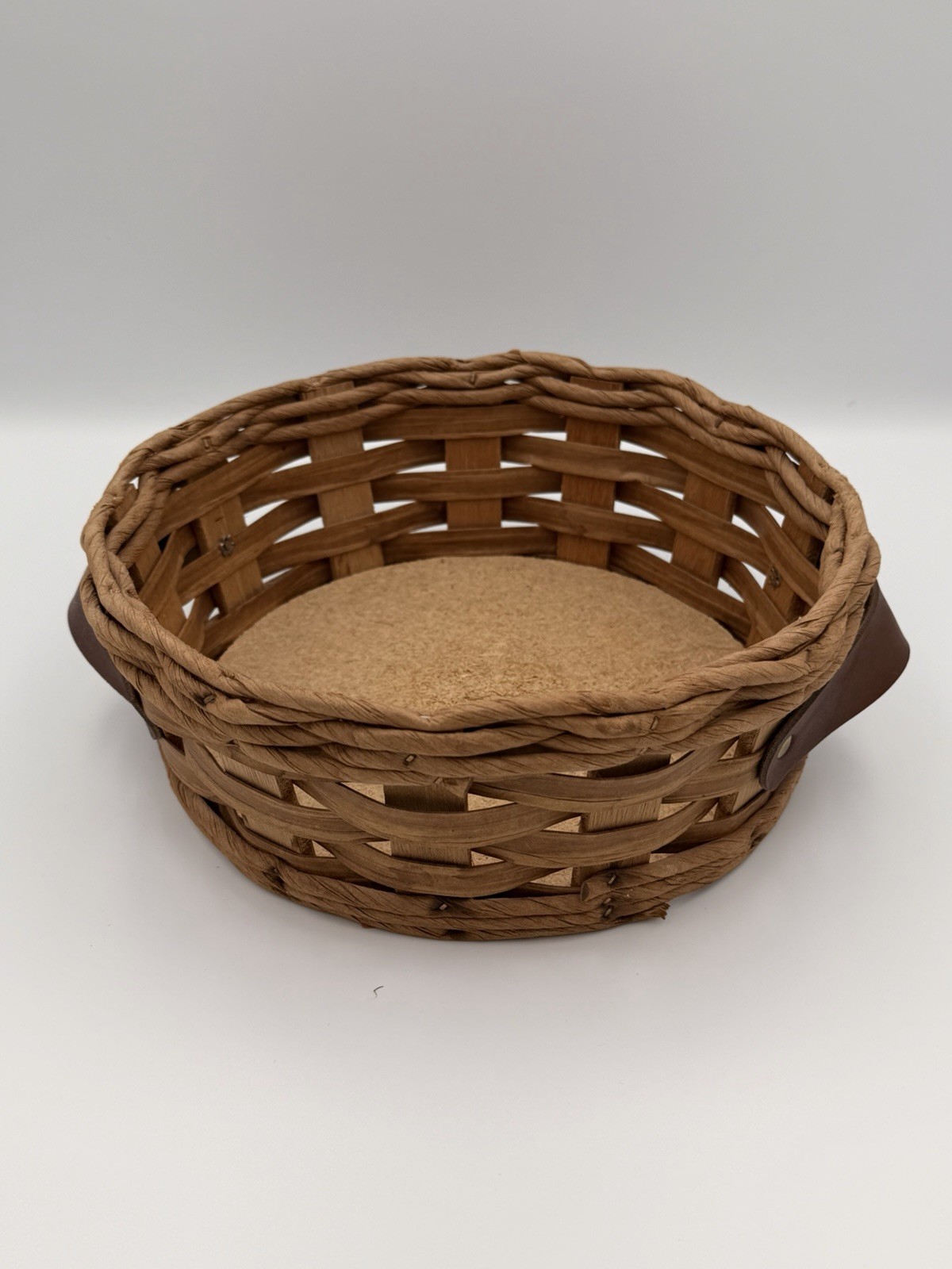 2 VTG PYREX 2QT Casserole Dish Holder Wicker Round Basket Leather Handles 9 1/2”