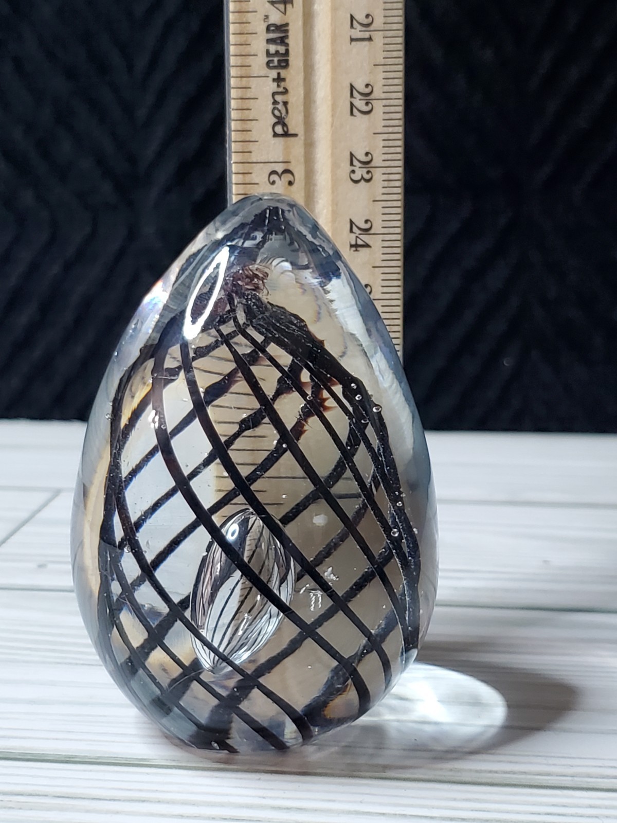 Vintage Handblown Art Glass Egg With Black Swirls 2 7/8″ Paperweight