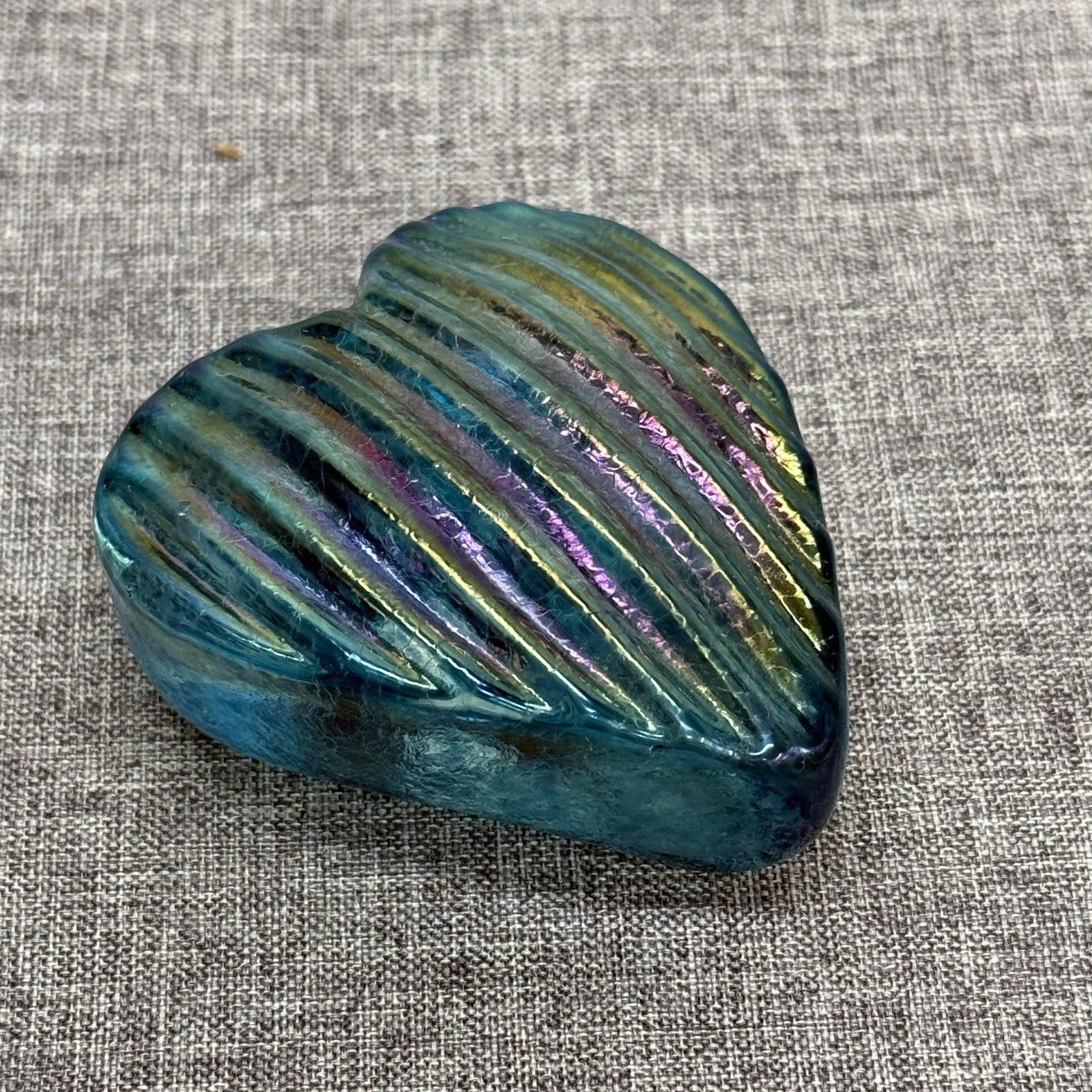 Robert Held Art Glass RHAG Blue Iridescent Striped Heart Paperweight 2.5”