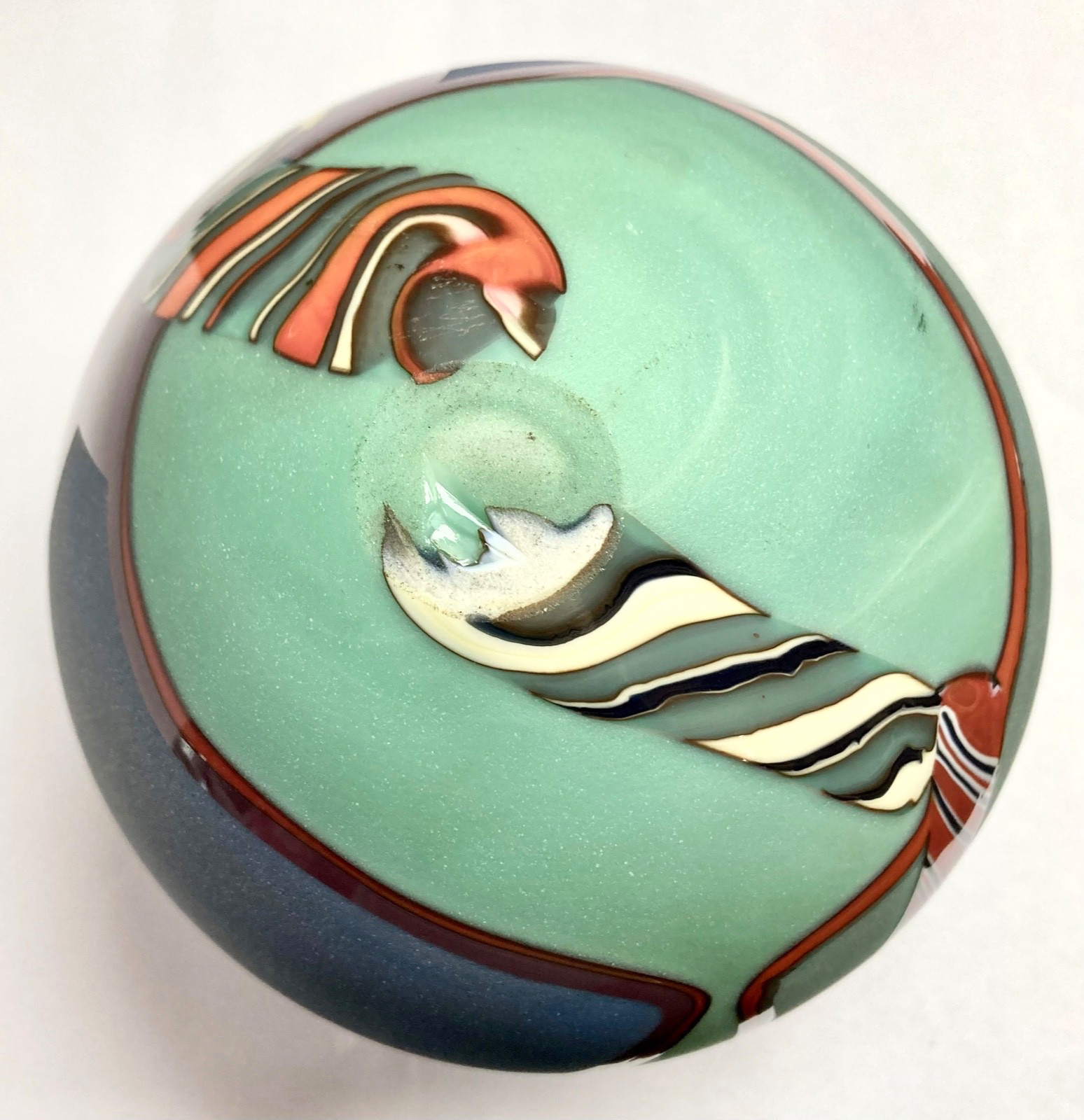 George Thiewes hand-blown studio art glass 5 in. spherical vase, signed, 1984