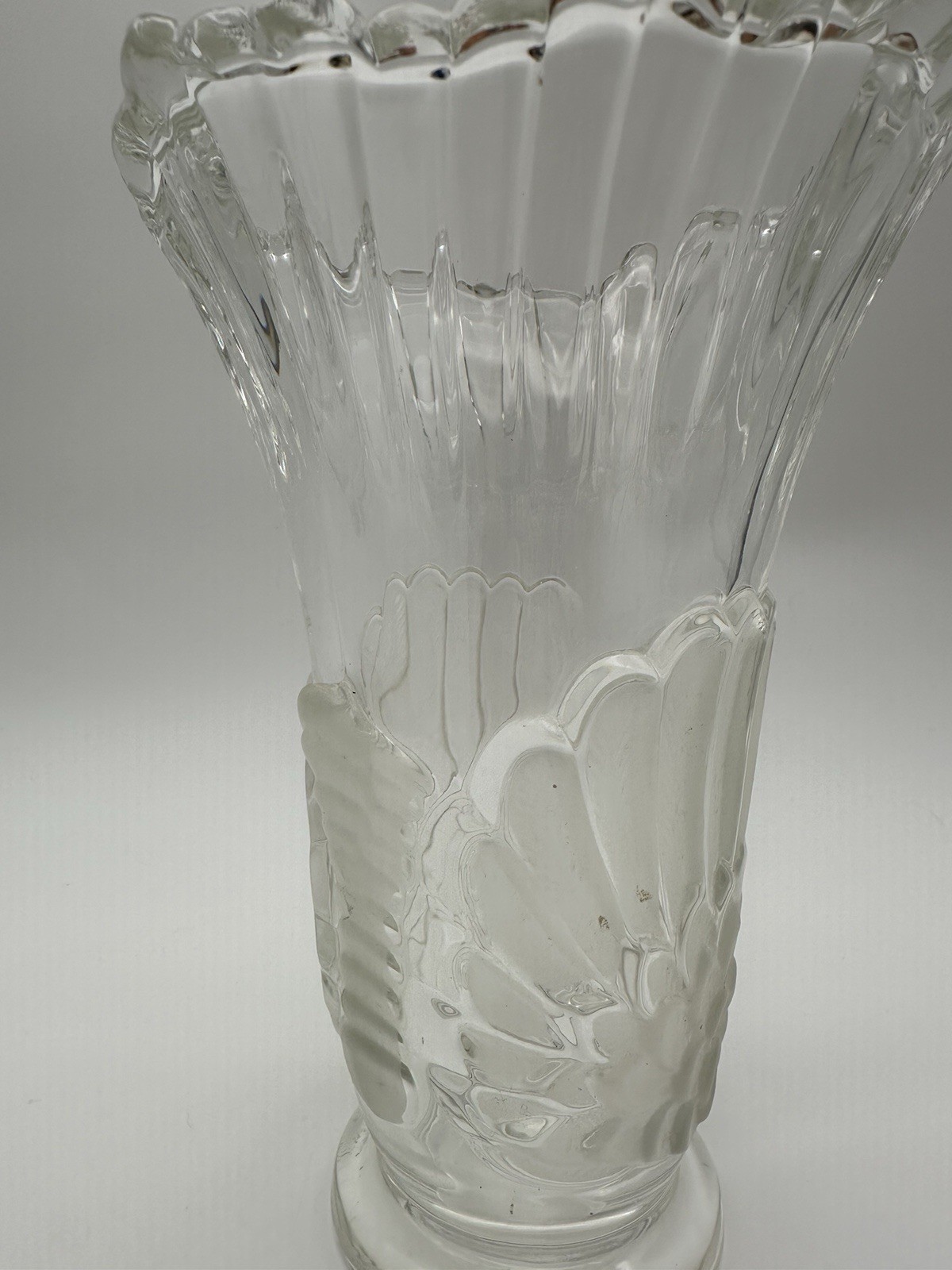 Vintage Mikasa Art Deco Frosted Clear Swan Vase 7.5”