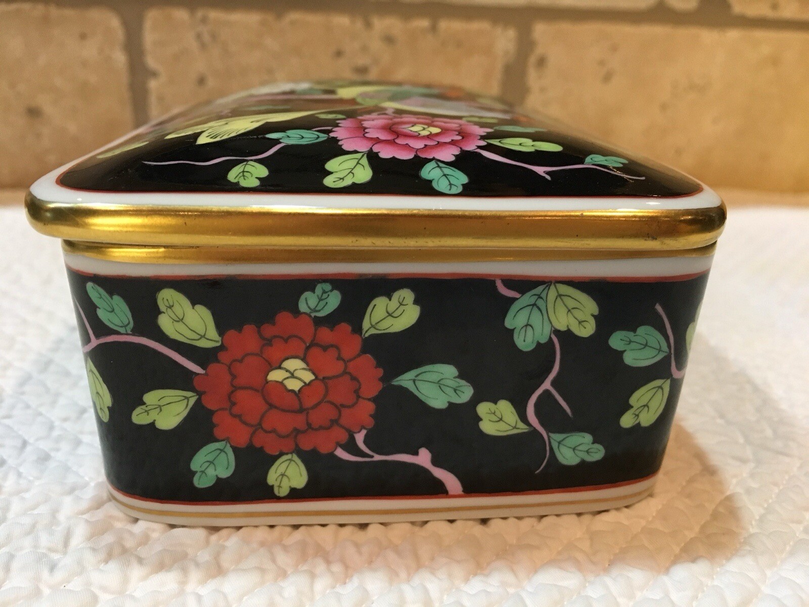 Herend Bonbon / Covered Box 5.5″ L – Macao (MAC) Rare