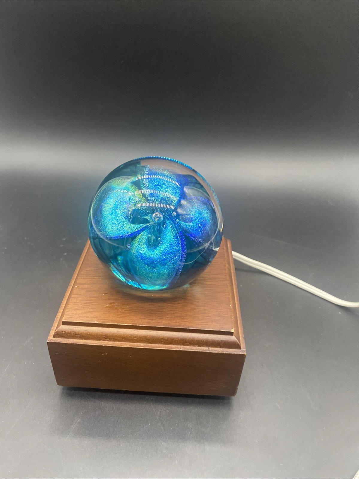Glass Eye Studio Art Glass Blue Dichroic Paperweight GES 95 Stand Included