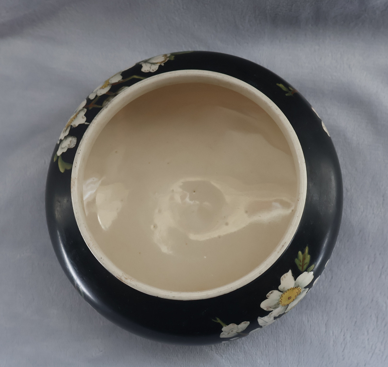 W&R Carlton Ware Antique matte black vase/flower bowl with rare white flowers