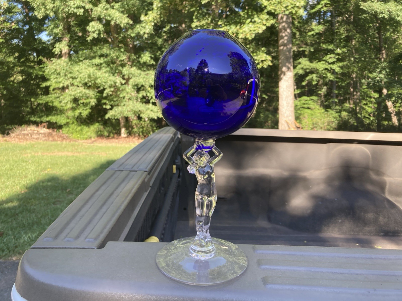 Vintage Cambridge Female Nude Lady Stem Ivy Ball Glass Vase / Royal Blue
