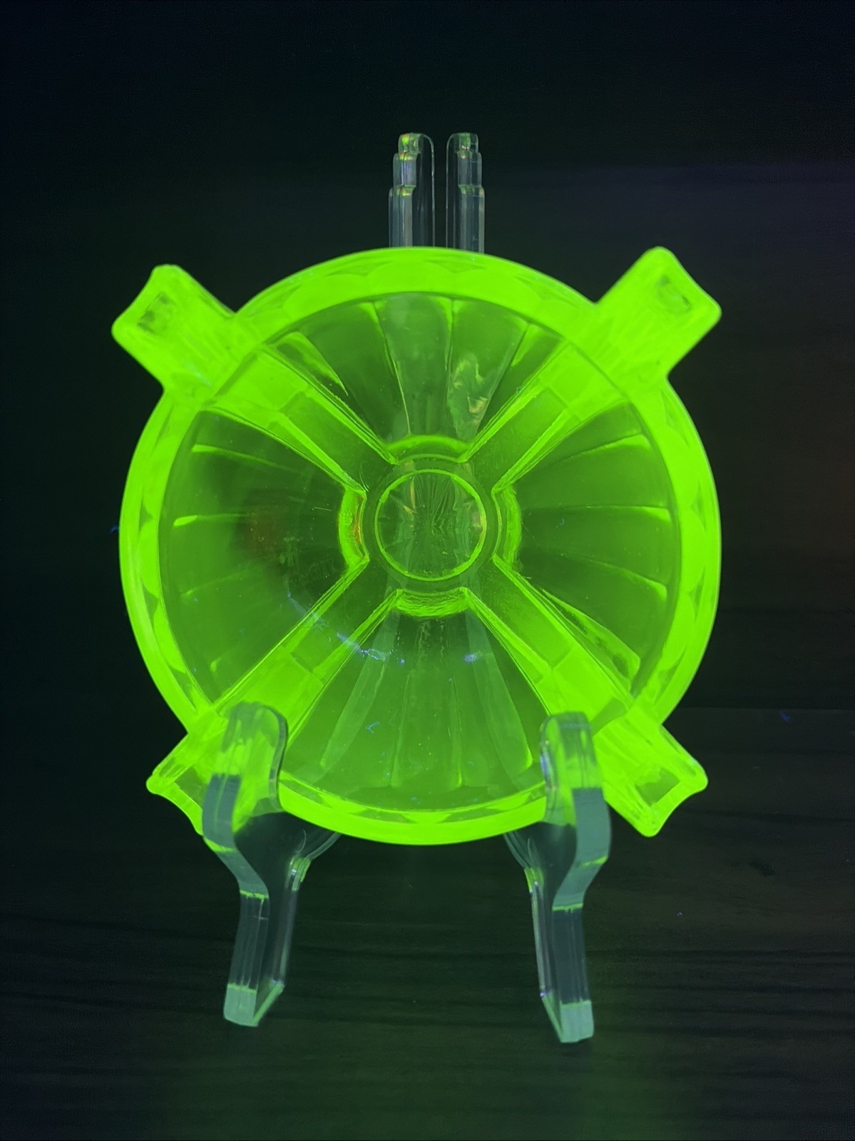 1930s Fry Vaseline Uranium Glass Quad‑Rest Ashtray Depression Glass UV Glow