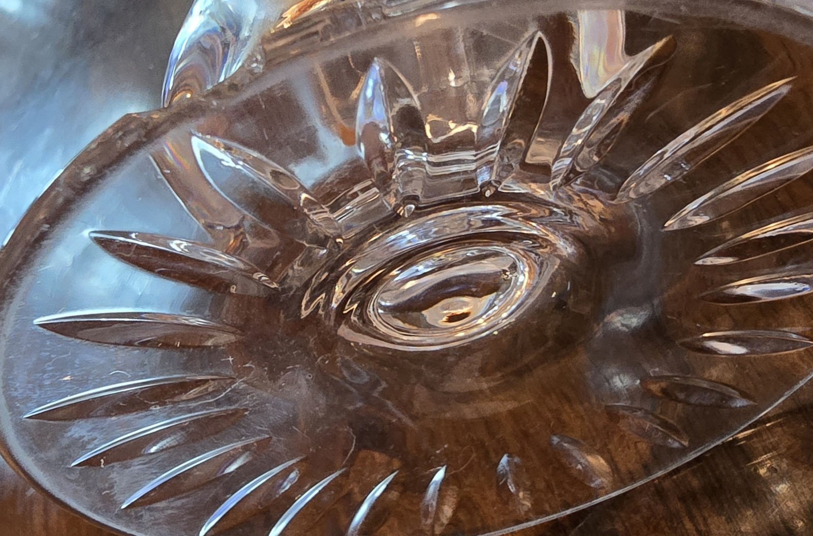 12″ Crystal Flower Vase Thick Cut Design Decor Chip At Base