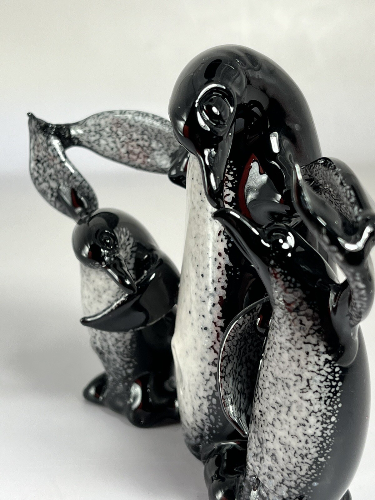 PAUL J. LABRIE Glass Studio Penguin Family Bird SCULPTURE Figurine ~SIGNED