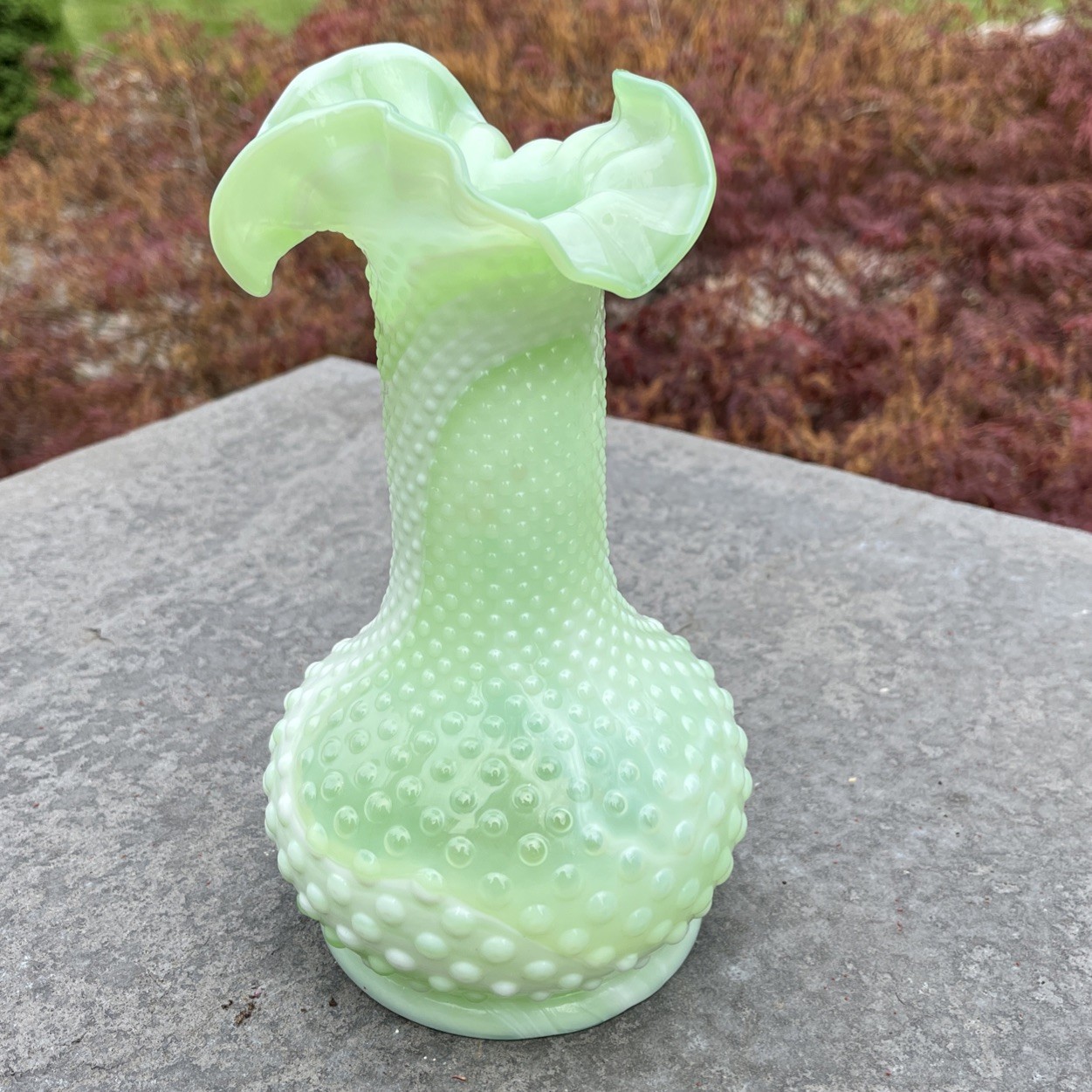 Mosser Gigi Jadeite Jadite Swirl Hobnail 8.5” Ruffled Vase Uranium Glows