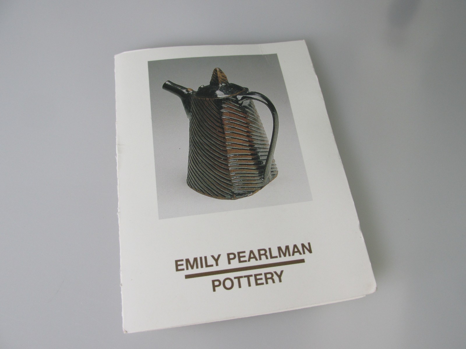 Emily Pearlman EP SIGNED Art Pottery Vase Large Iris Flower New York Artist 10″