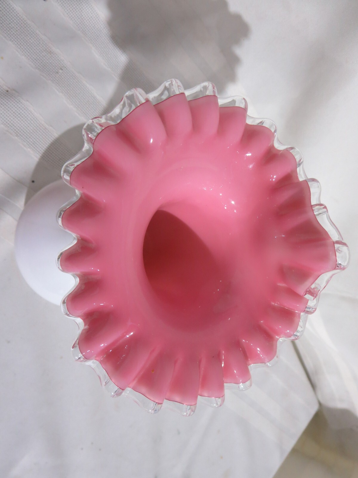 Fenton Silver Crest White / Pink Jack in the Pulpit Clear Ruffled Edge Vase