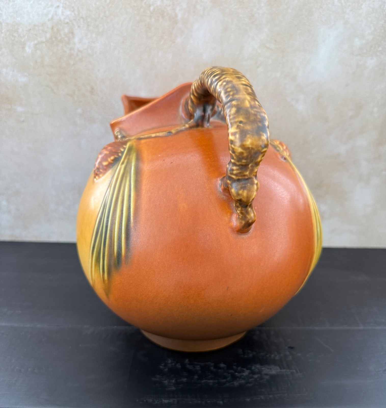 VINTAGE 1930’S ROSEVILLE BROWN PINE CONE ICE LIP CANNONBALL PITCHER MINTY #1321