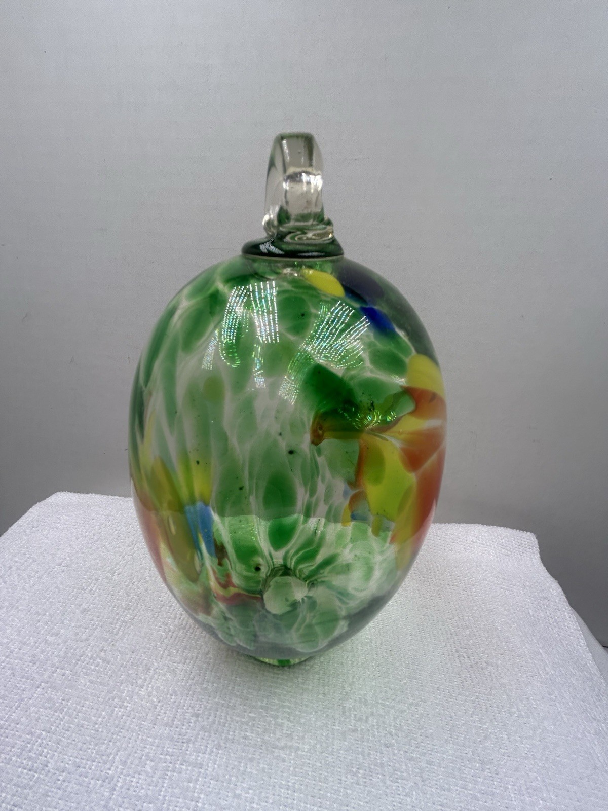 Blown Glass Ball/ Sphere Hummingbird feeder – 7″ tall – No stopper
