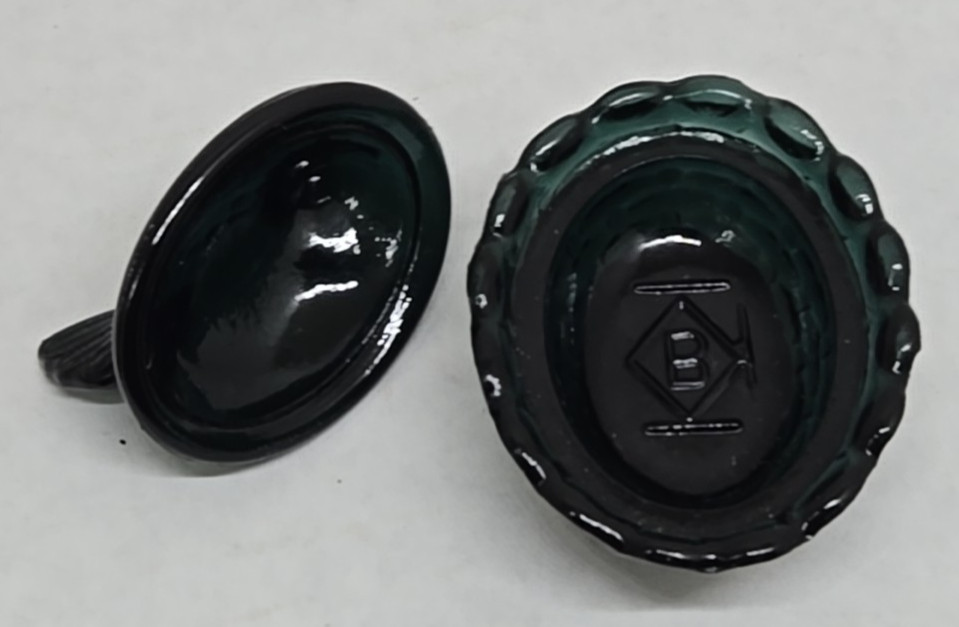 Boyd Hen on Nest Salt Cellar MINI 2″ 148. Bernard Boyd Black 11-6-95 / dark teal