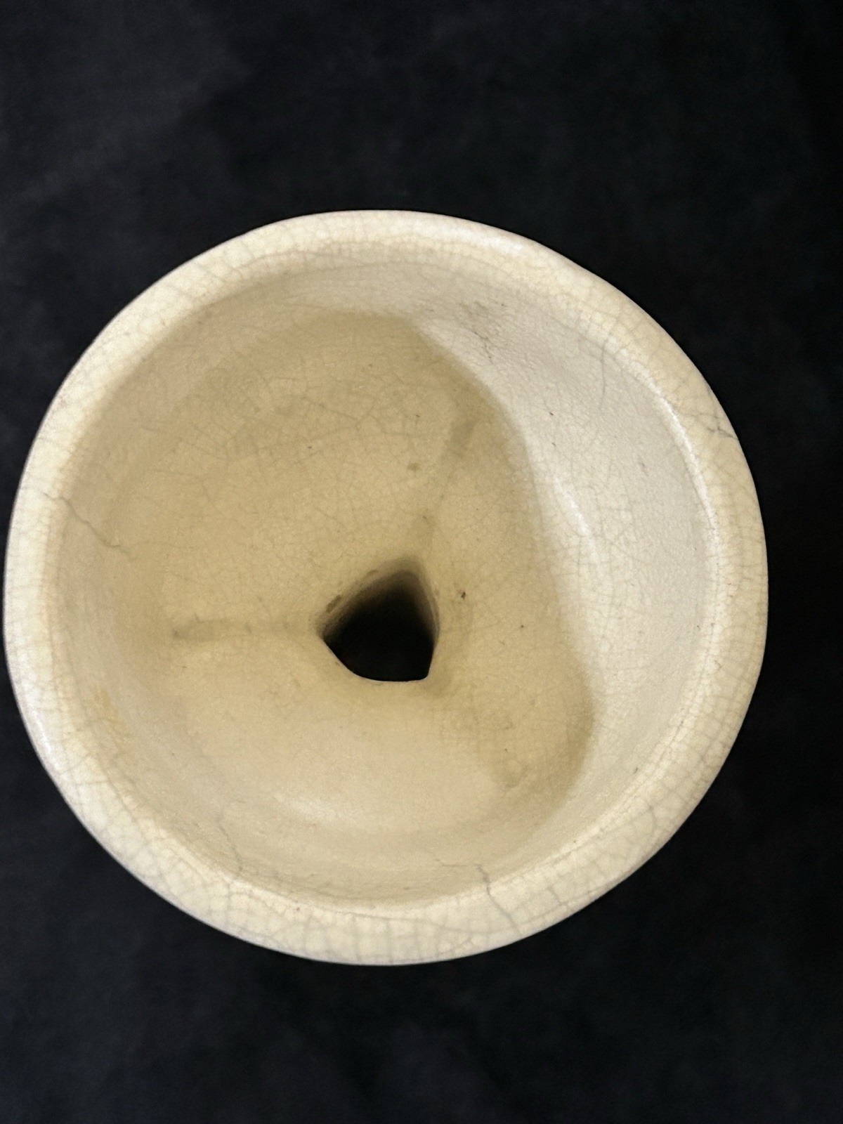 WELLER POTTERY RETICULATED COMPORT VASE IN THE ROMA PATTERN 1914-1920 – SIGNED