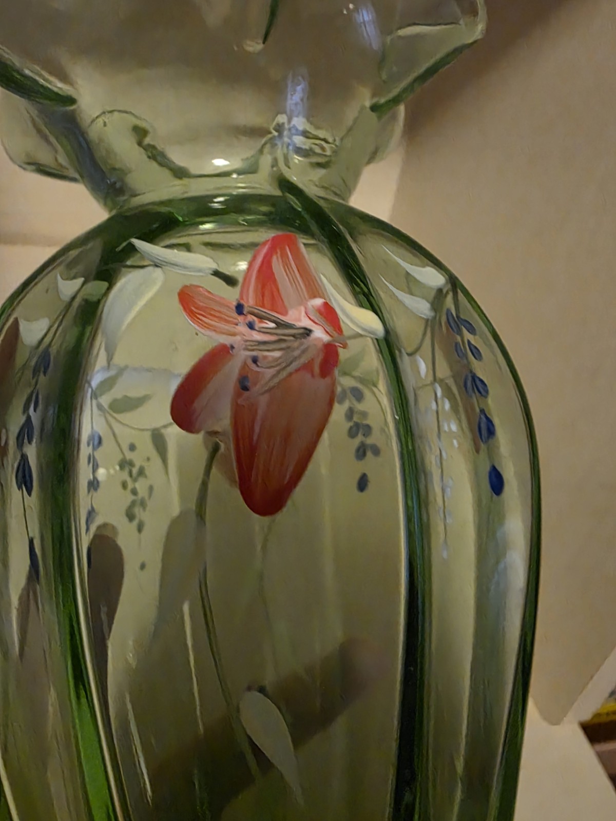 Vintage 9.5″ Light Green Fluted Ruffle Handpainted Floral Vase