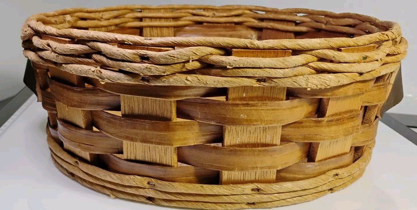 Round Wicker Basket for Pyrex Corningware Casserole Dish 2 Qt Hard Bottom VTG
