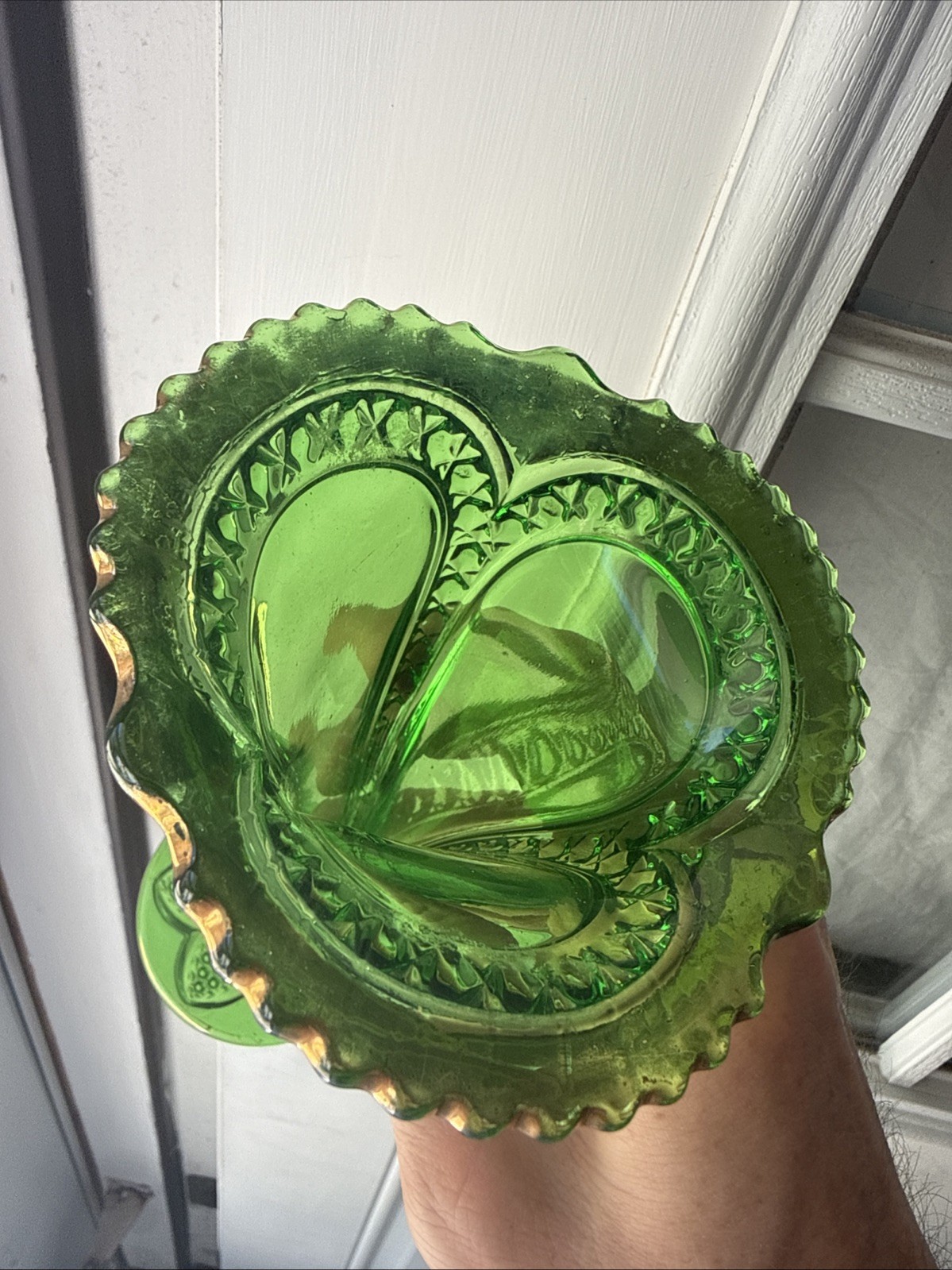 Antique EAPG Vase Green Swirl UNITED STATES GLASS CO. No.16049