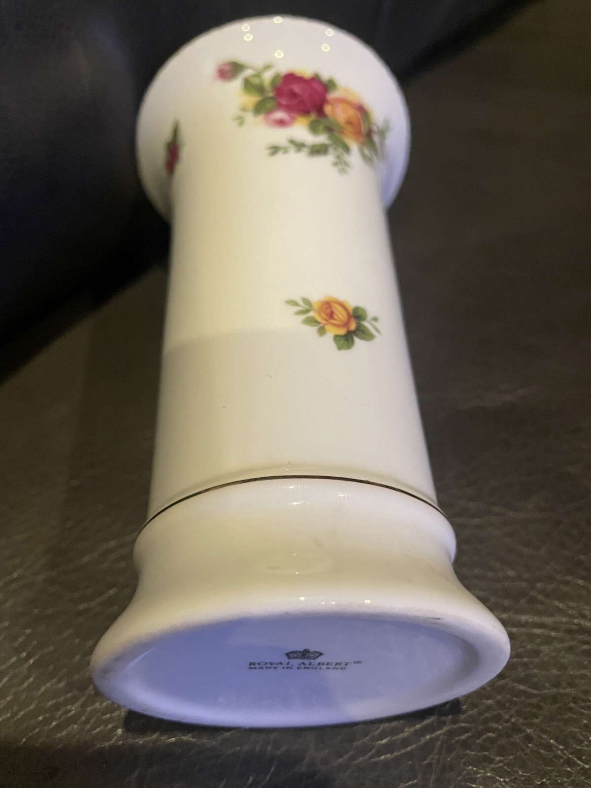 Royal Albert Old Country Rose Vase 5 3/8″ in Height Made in England