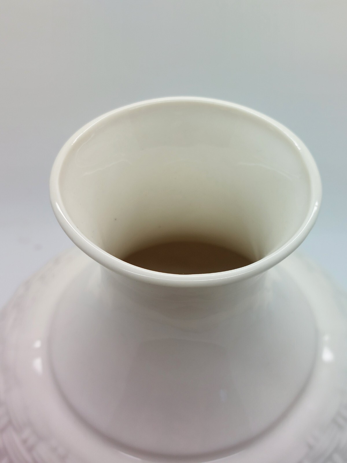 Vintage BELLEEK Shamrock Basketweave Vase