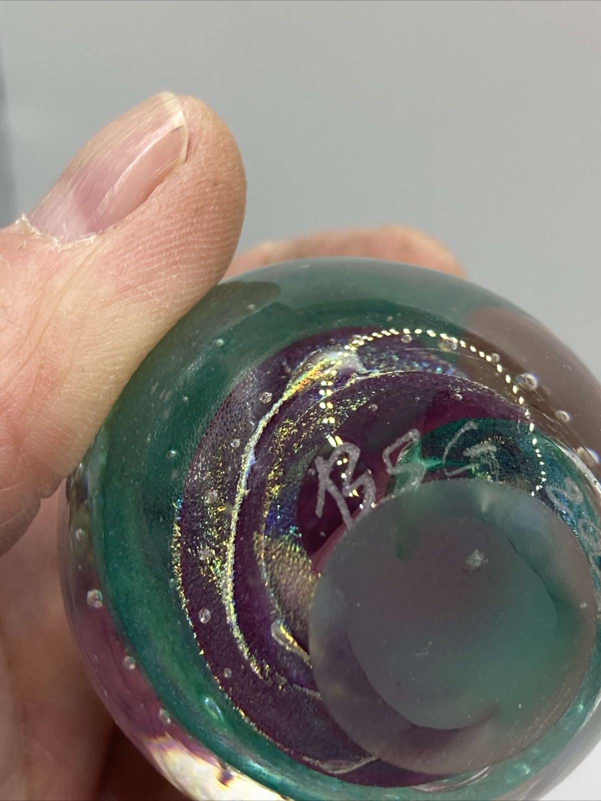 Black Sheep Glass Dichroic Iridescent Swirl Egg Paperweight Signed BSG 2001