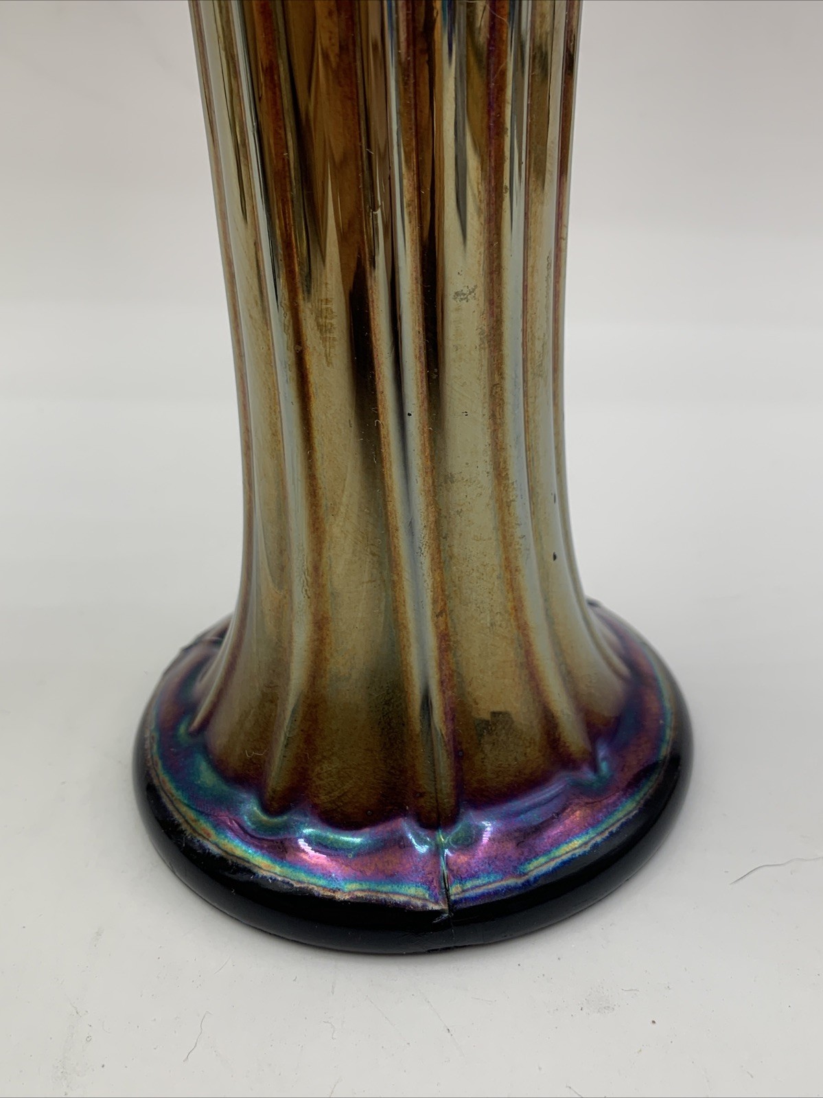 Northwood Carnival Glass Amethyst Thin Ribbed Vase 10 3/4” Tall 4″ D 3.5″ Base