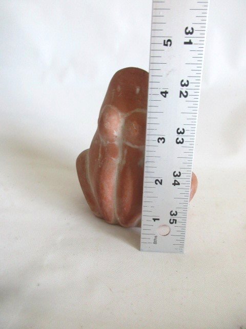 Vintage 1983 Seymour Mann Bisque ceramic frog bud vase
