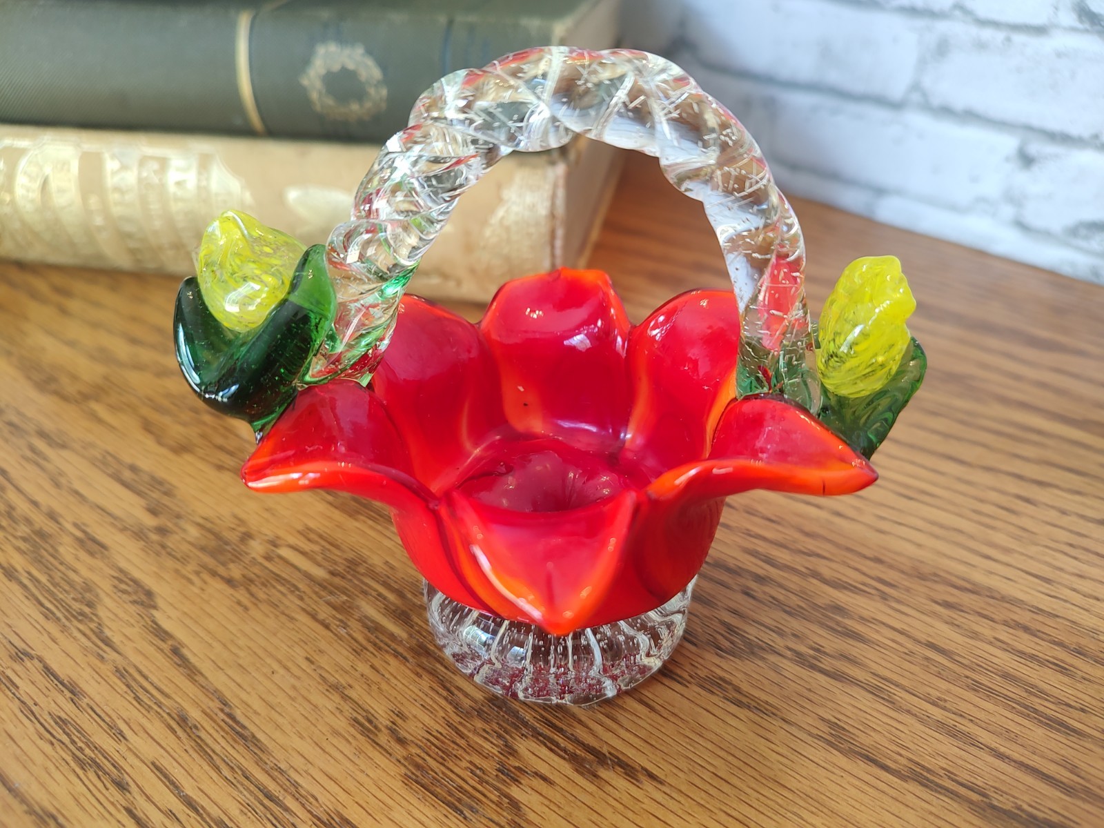 Vintage Art Glass Basket Red And Clear 4 X 4 1/2 in, 1 Flower