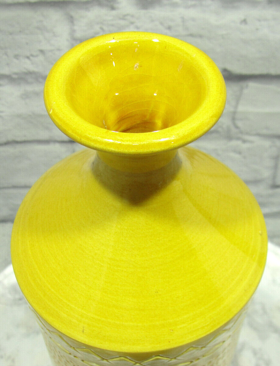 Ceramiche Tadinate Yellow Sgraffito Floor Vase Bitossi Style Italy 14.5 ” Tall