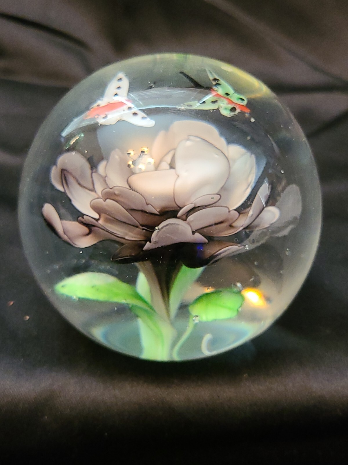 Large Vintage Art Glass Paperweight 3.25″ Purple Flower Butterflies