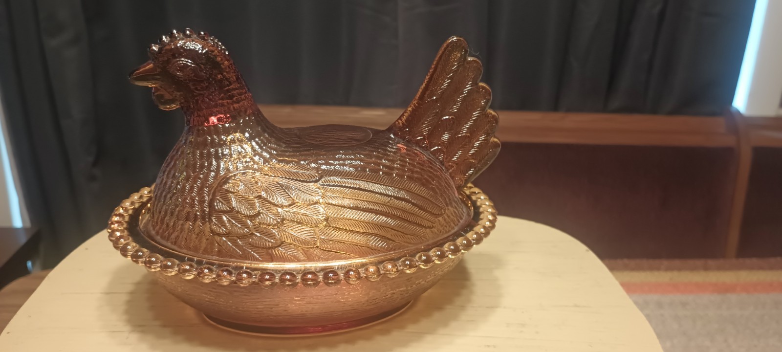 Indiana Glass Vintage HEN-ON-A-NEST Amber Chicken With Beaded Basket 7 X 5 In