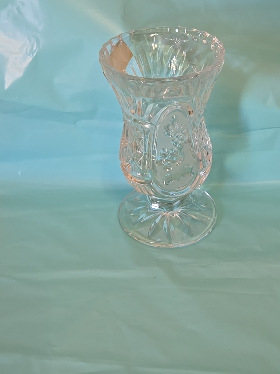 Vtg Crystal Clear Industries Candlestick Holder Yugoslavia 24% Lead Glass Flower