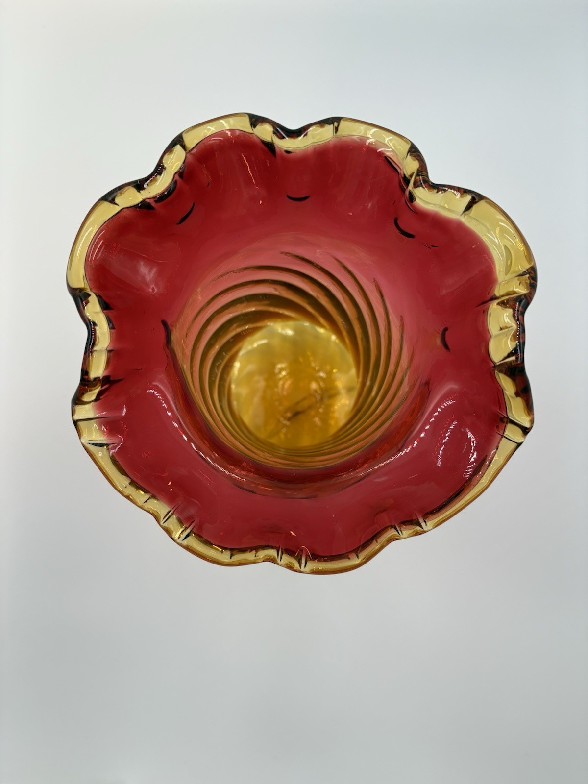 Antique Victorian Amberina Art Glass Vase 10 3/4” Ruffle Edge w/ Swirl Base