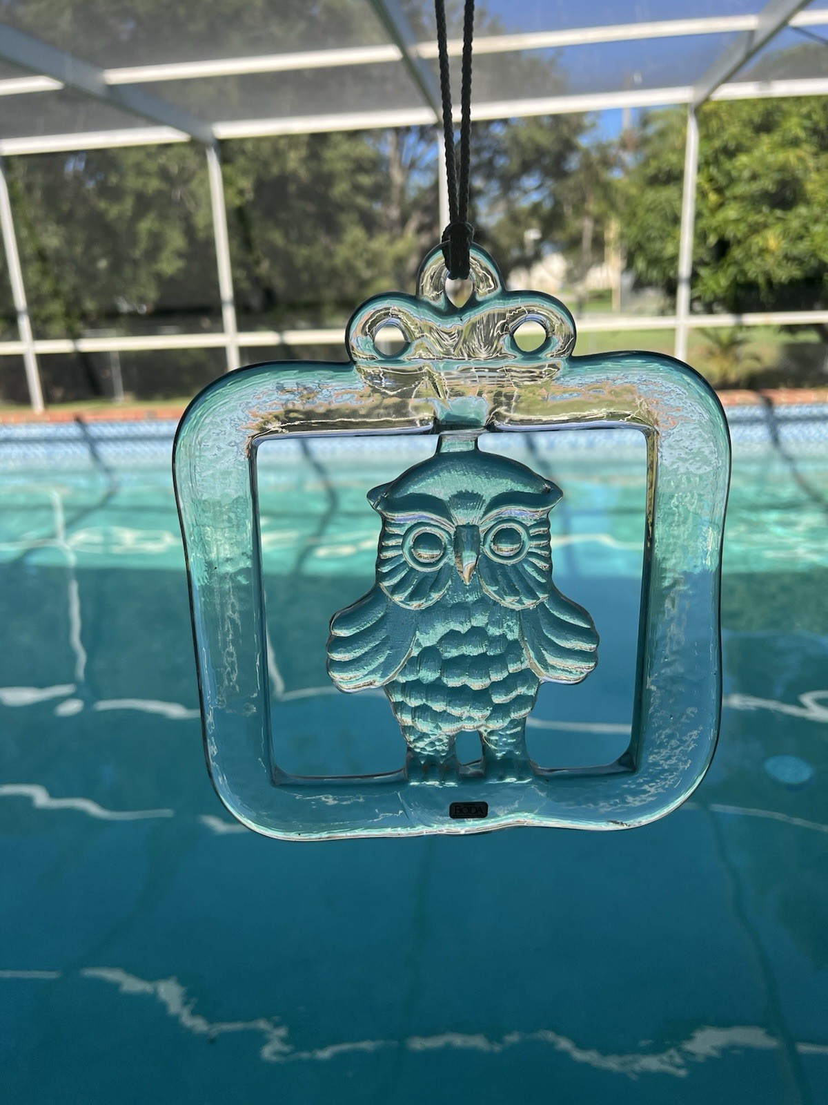 Kosta Boda Glass Owl Suncatcher by Bertil Vallien – Swedish Art Glass