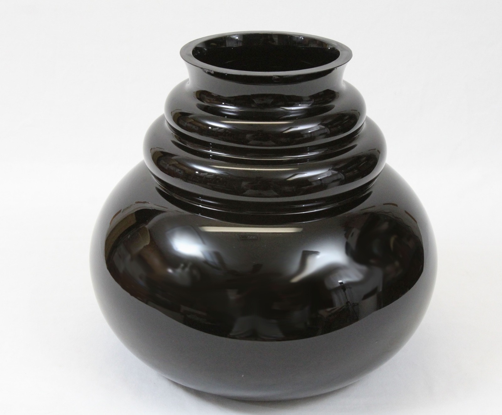 Vintage Balos Mouthblown Art Glass 13.5″ Black Amethyst Beehive Vase Art Deco