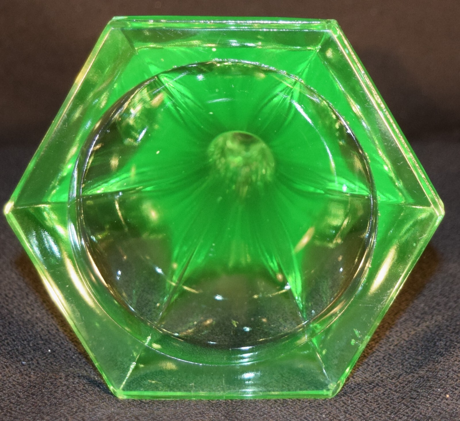 Vintage 7 1/4″Green Uranium Glass Candlestick Candle Holder Antique Art Deco