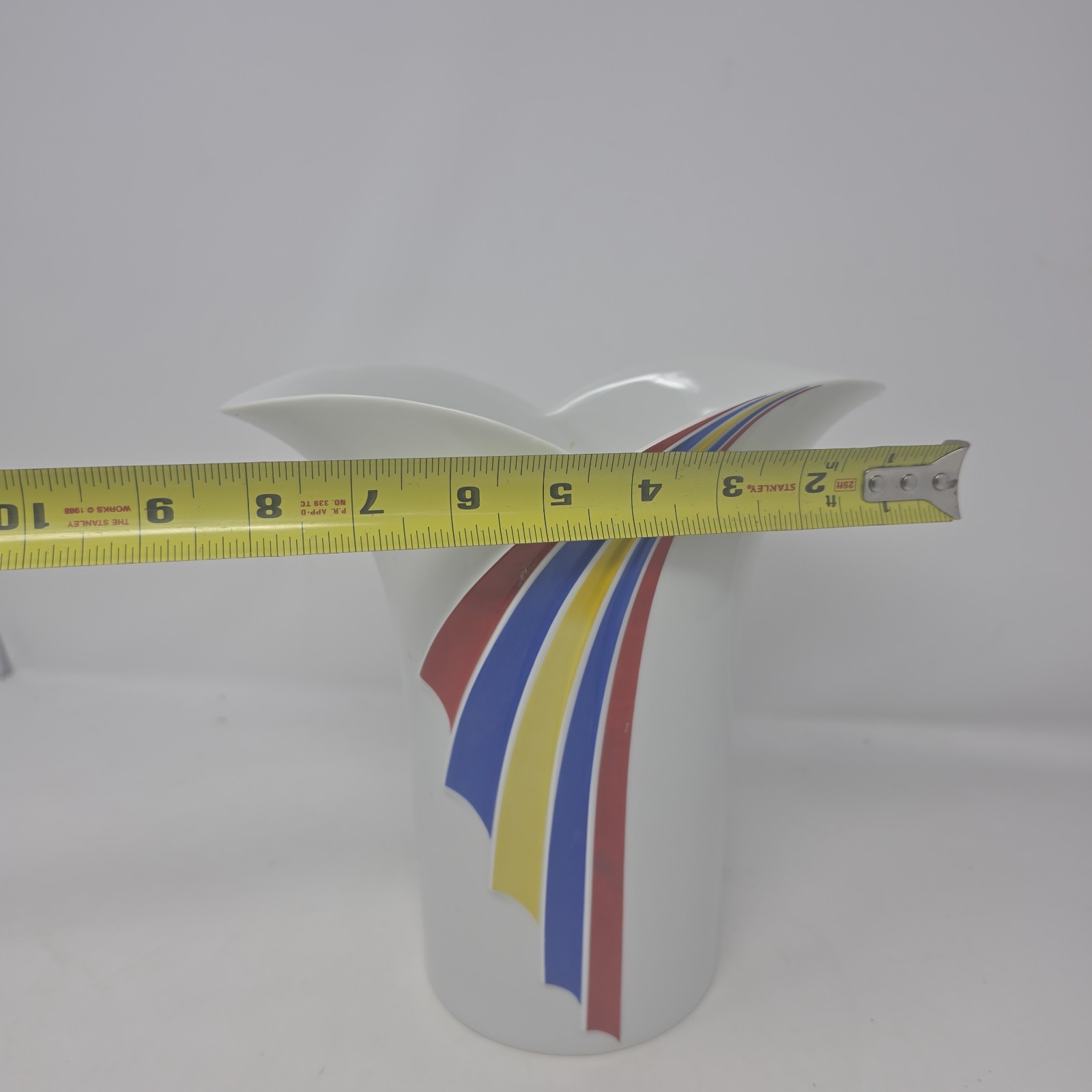 Rosenthal/Thomas Tulip Vase 8.5″ tall midcentury design?