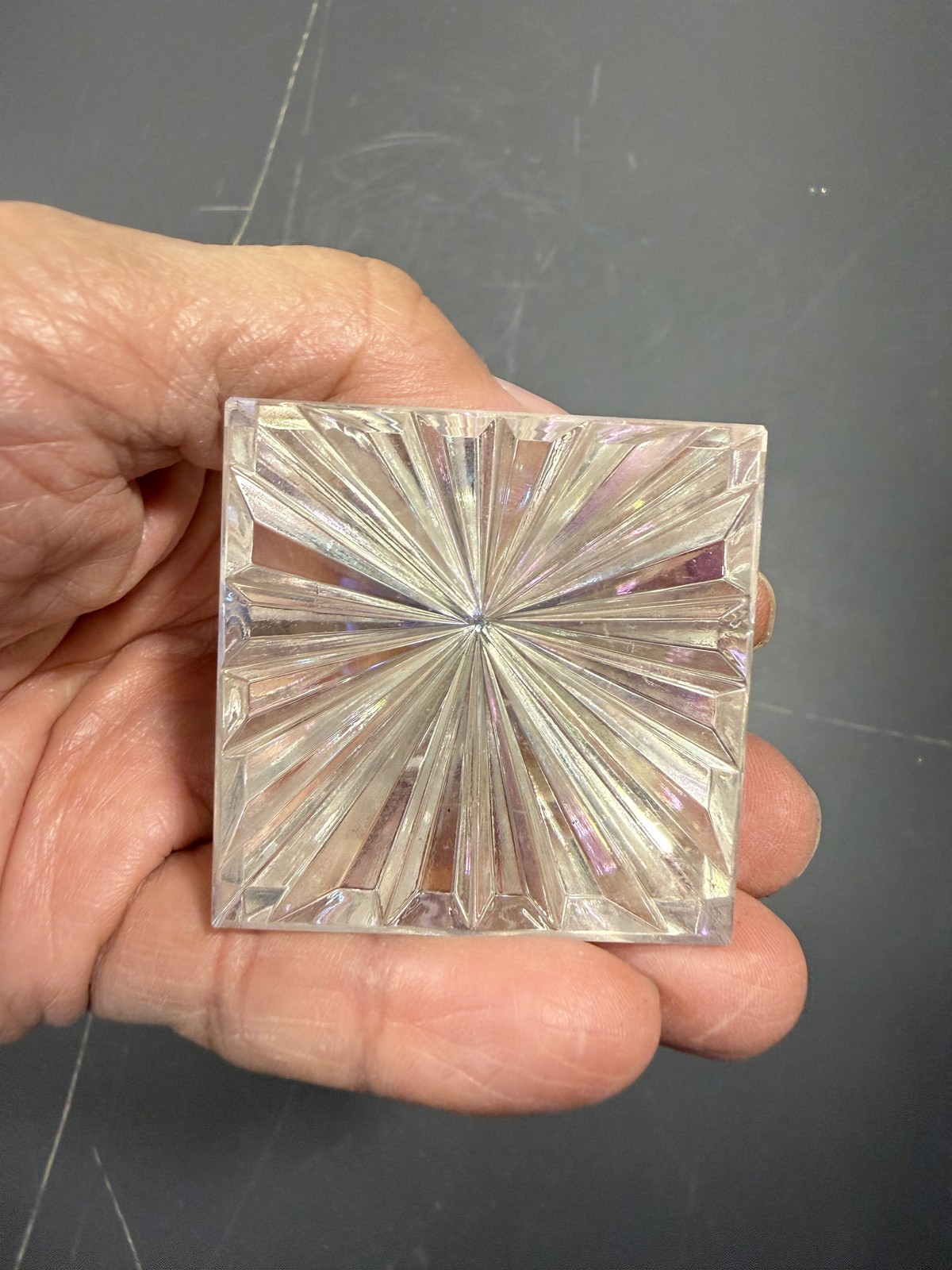 Clear Crystal Glass Pyramid Paperweight Faceted Starburst Design Desk Decor Art