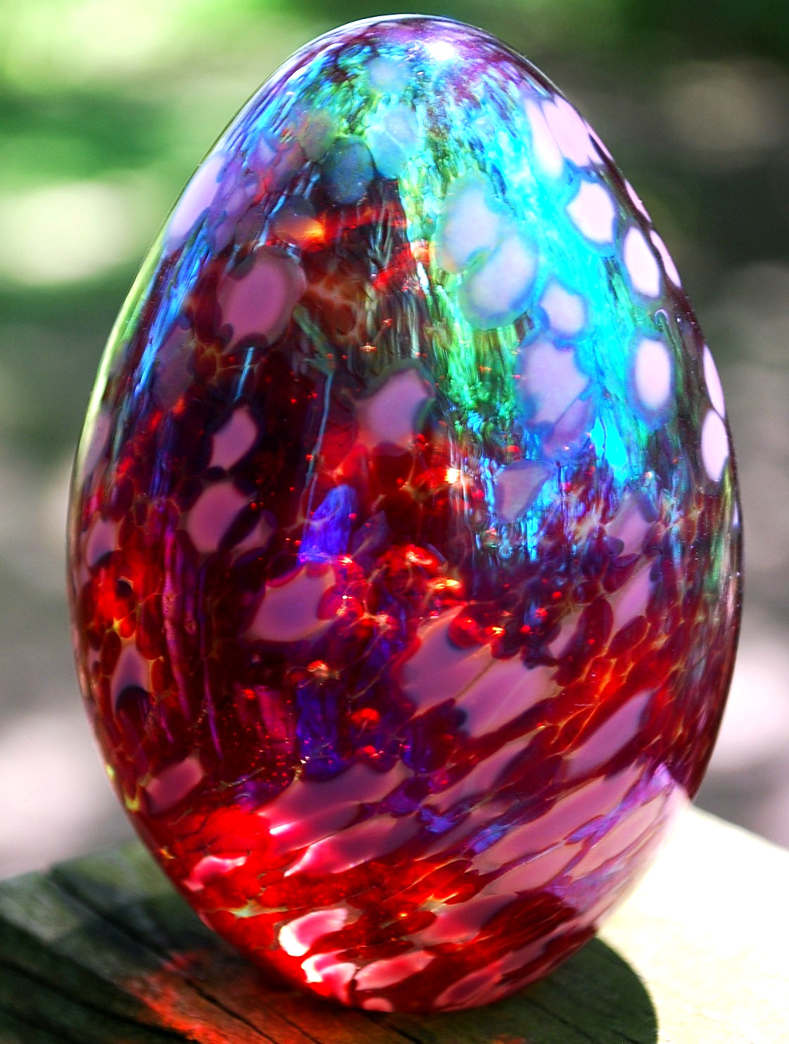 Hand Blown 3.25″ ART GLASS EGG Paperweight RED IRIDESCENT Signed MSH ASH 1989