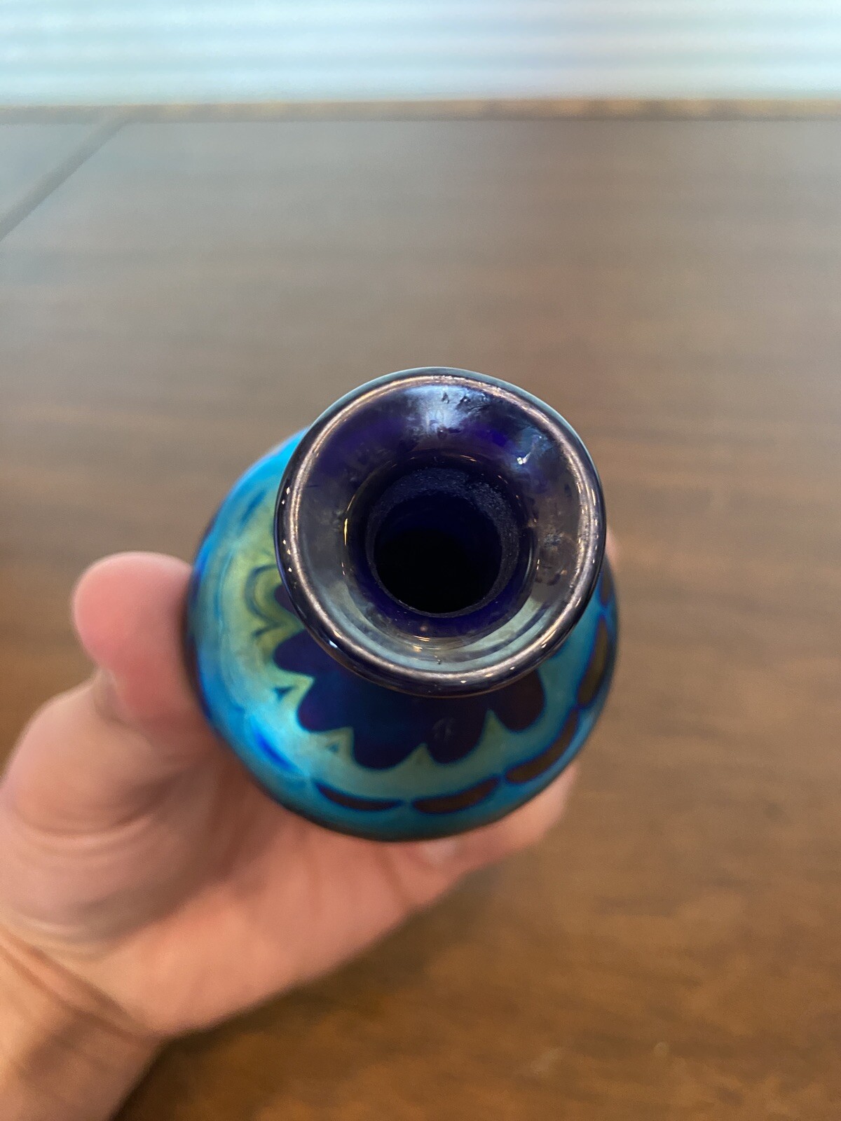 STUNNING VTG Blue Iridescent UNIQUE Design Glass Perfume Bottle W/STOPPER 5.25″H