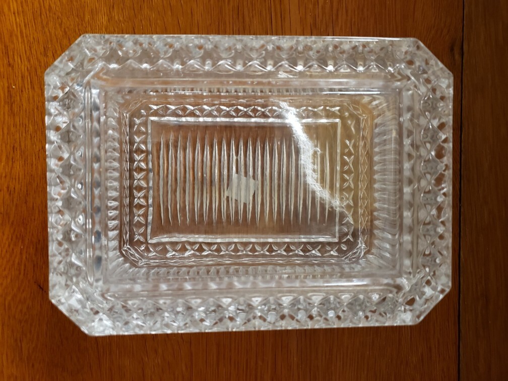 Fifth Avenue Crystal Ltd. Box Covered Clear Glass Container (#2)