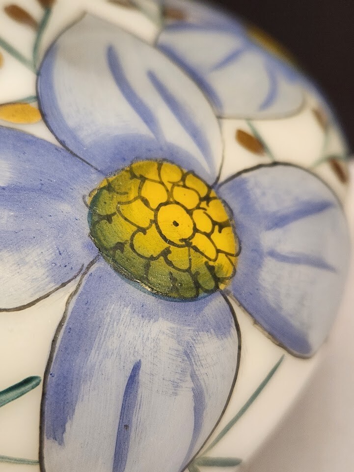 Hand-Painted Milk Glass Vase Blue Quaker Ladies Flowers 9.75 x 7 Gold Rim Vntg