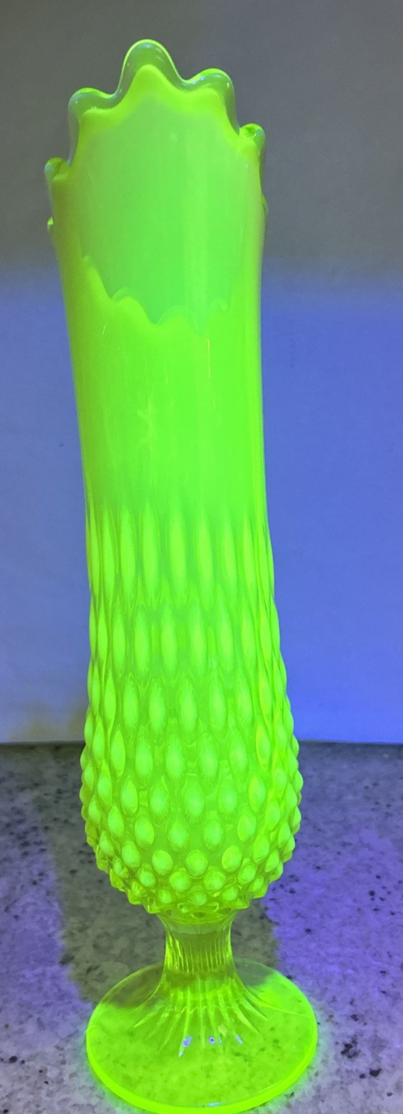 Beautiful Fenton Art Glass Uranium Green Opalescent Hobnail Swung Vase 13”-H
