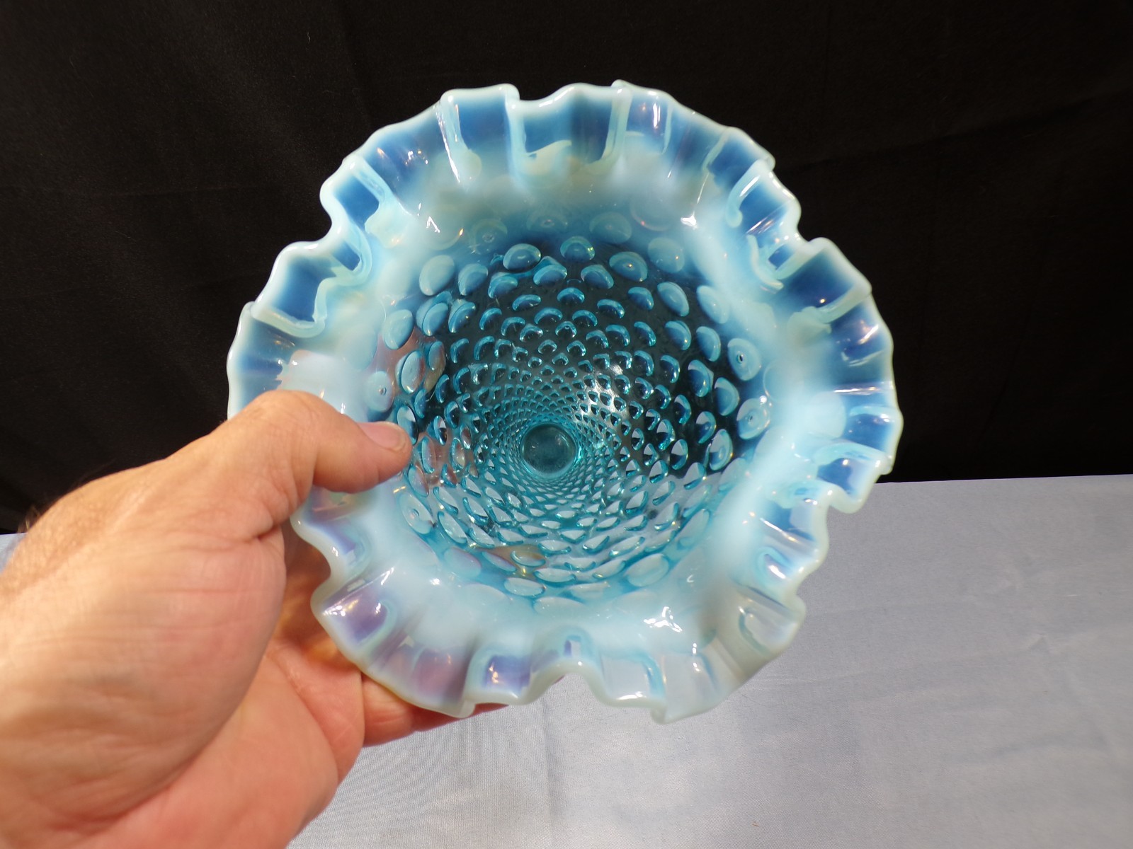 Fenton Blue Opalescent Hobnail Glass Large Fluted Cone Shaped Vase 7 5/8″ INV4