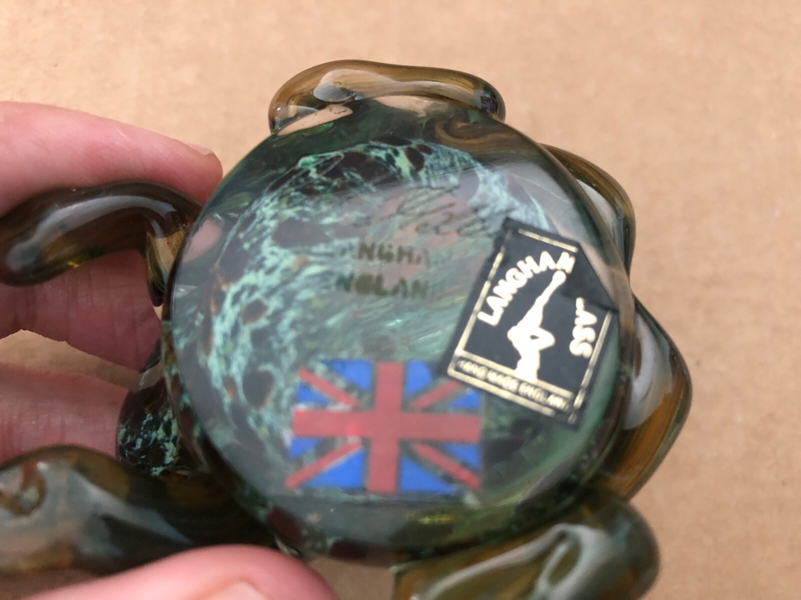 Gorgeous LAHGHAM ENGLAND Art Glass FROG Paperweight Signed Paul Miller
