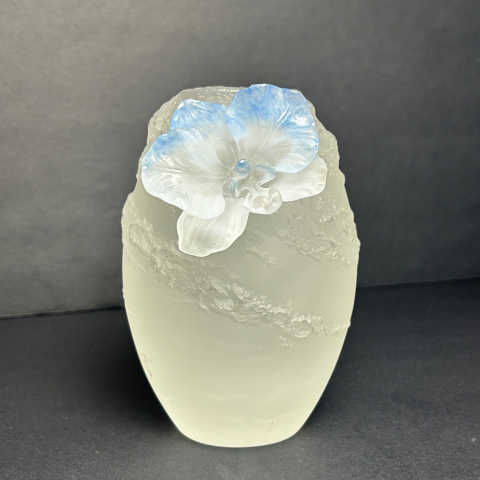 LIULI Butterfly Orchid Vase – Fresh and Wonderful Blessing Ltd Ed 207/1880 2013