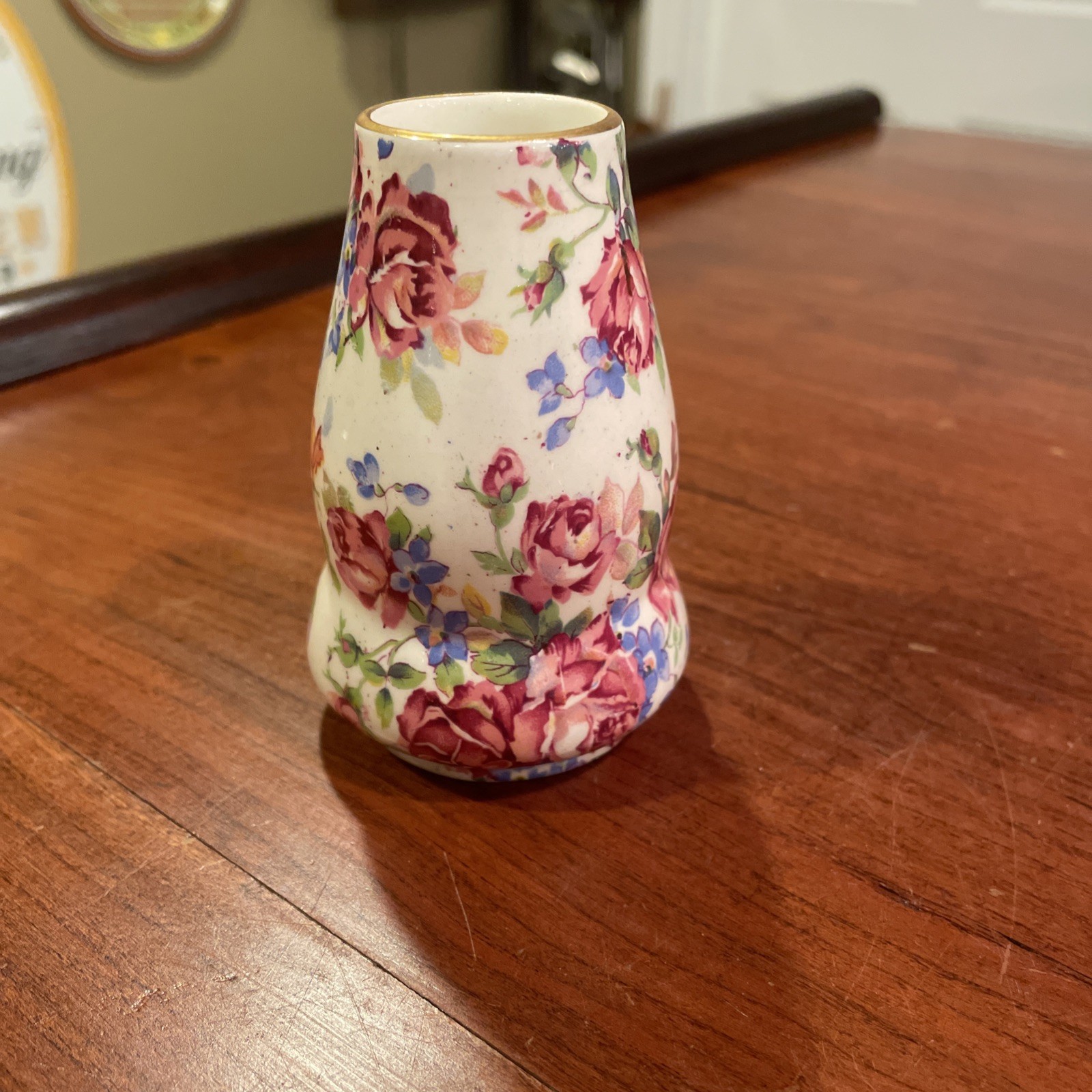 Vintage Royal Winton Victorian Rose England Floral Bud Vase 3.5”