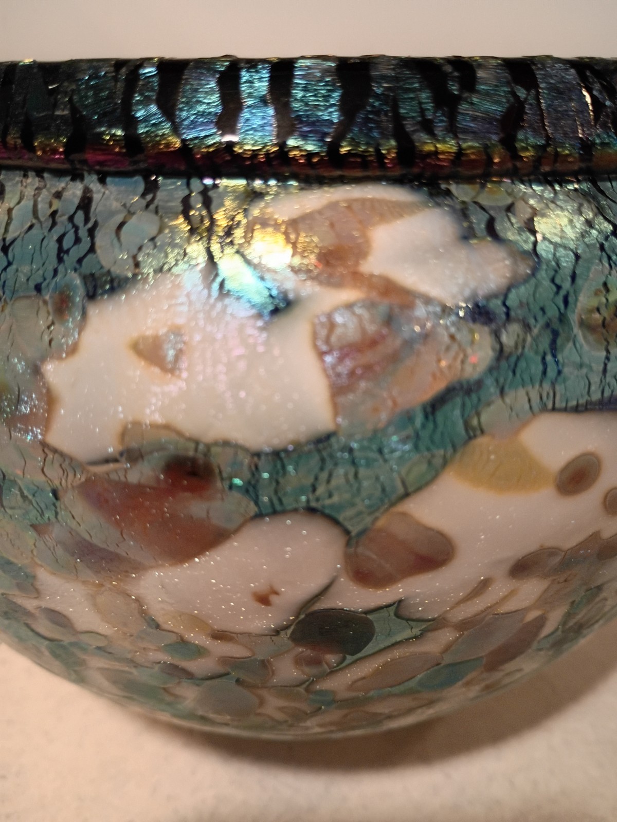 Amazing 2008 Signed Robert Eickholt Iridescent Cypriot Monet Art Glass Vase