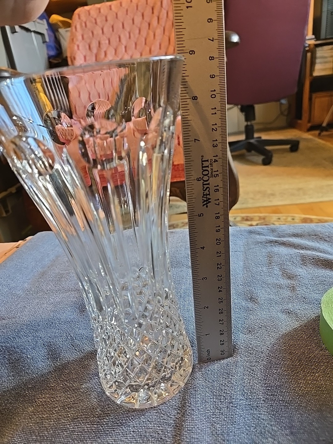 Vintage BLOCK?? 9″ VASE Elegant Heavy Crystal Hand Cut Flowers Vase EUC